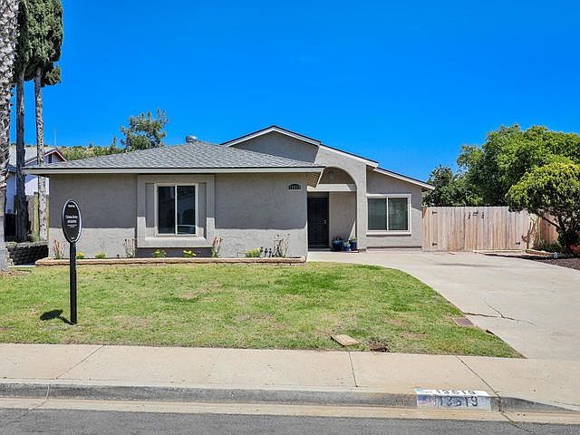 1st image of 13619 Los Olivos Ave