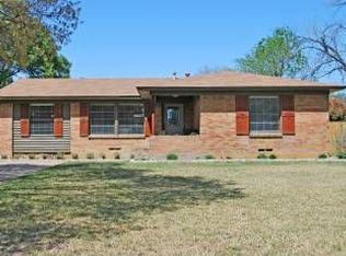 410 Hanbee St, Richardson, TX 75080