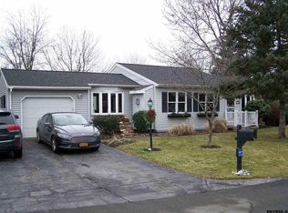 2 Jennell Dr, East Greenbush, NY 12061