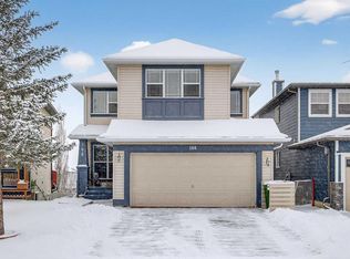 166 N Evansmeade Cir NW, Calgary, AB T3P 1B7