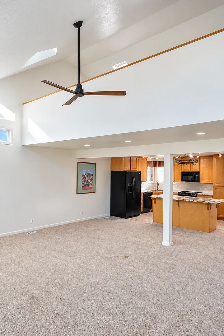 1-Bedroom with Spacious Loft on Old Ranch Road — Photo 4