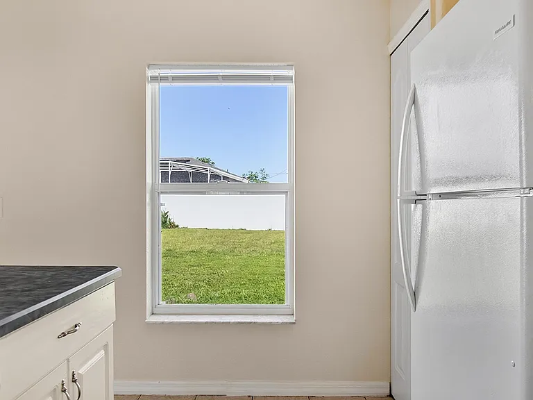 9 Lytton Ln — Photo 14