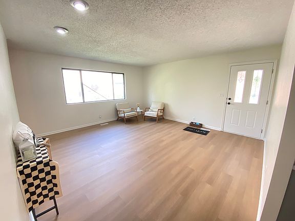 4th image of 5650 S 38th St