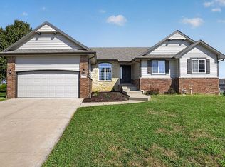 5216 N Colonial Ave, Wichita, KS 67226