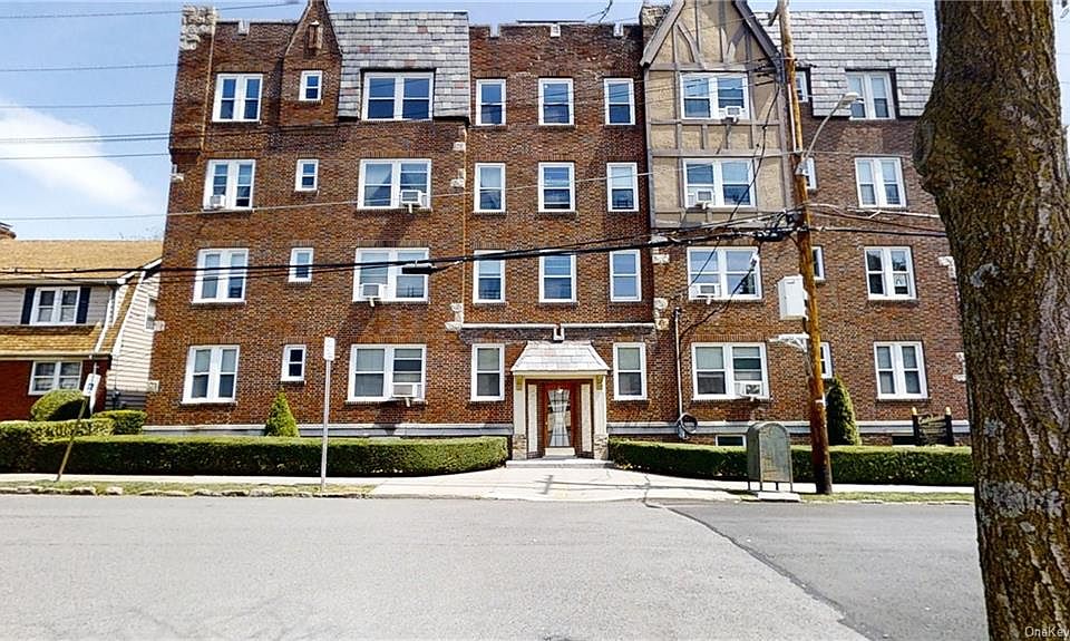 1st image of 2 Lockwood Ave APT 1A