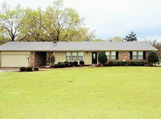 204 Smith St, Pocola, OK 74902