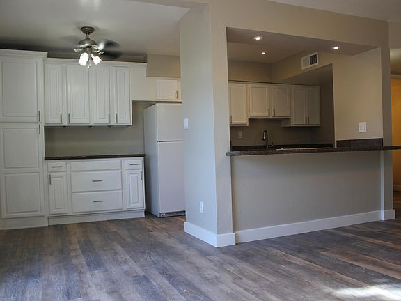 2nd image of 1500 W Rio Salado Pkwy Unit 123