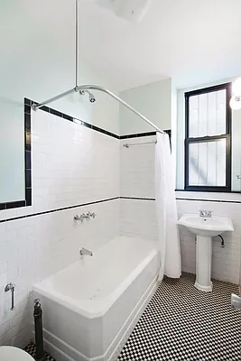 Rented by Keller Williams NYC | media 14