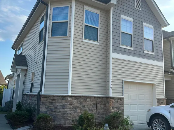 7729 Weathered Oak Way, Raleigh, NC 27616