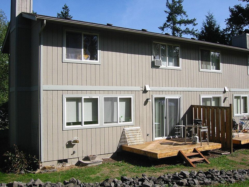 2nd image of 5828 186th Avenue Ct E