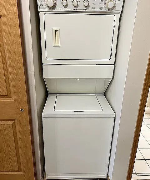 Washer/Dryer in Apartment in Chaska