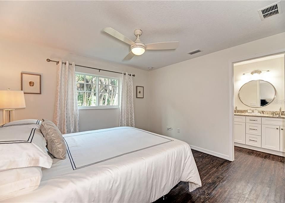 1st image of 207 Rotonda Blvd W #A