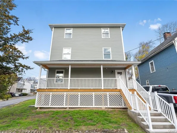 20 Oak St #2, Walden, NY 12586