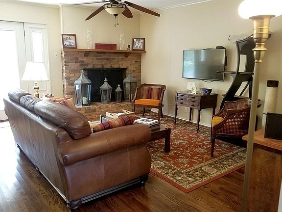 2nd image of 6106 Averill Way #6106B