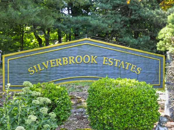 15 Red Cedar Road #15, Orange, CT 06477