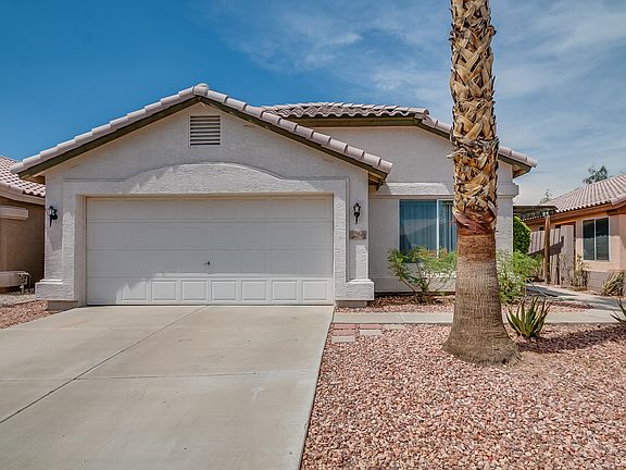 2nd image of 8642 W Paradise Ln
