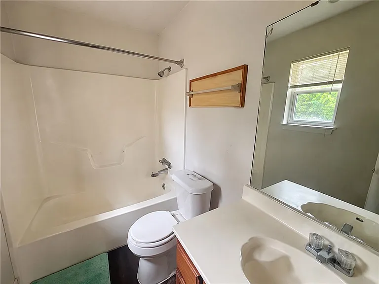 816 Azalea Ct — Photo 7