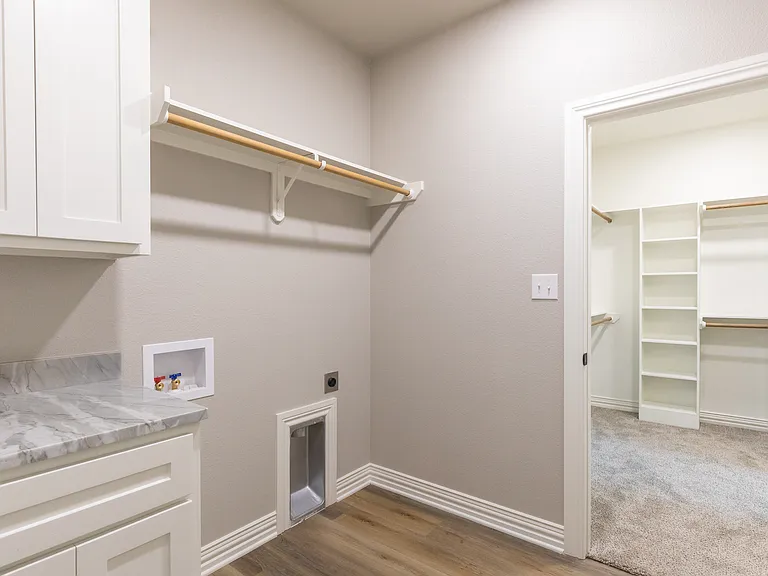 7701 Sawdust Trl — Photo 30