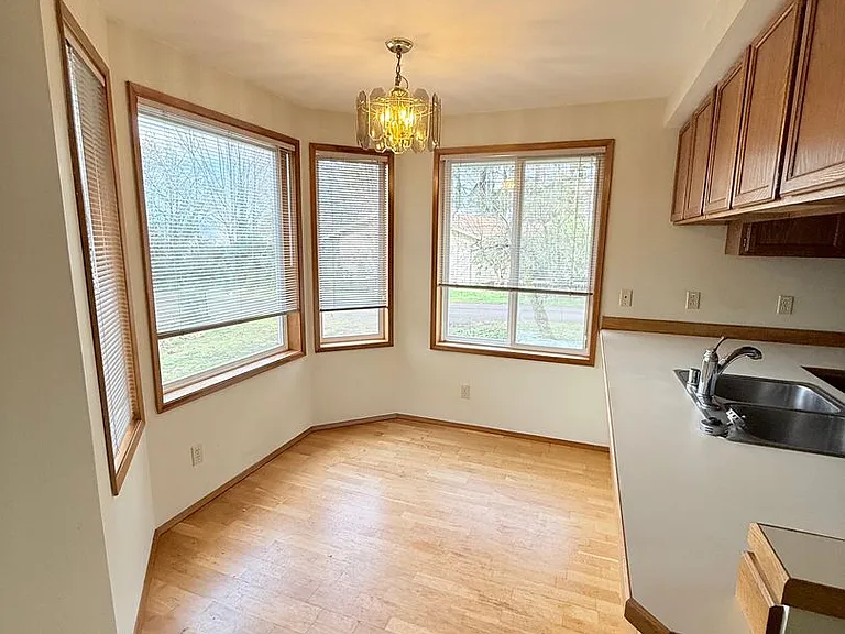 7423 Tracyton Blvd NW — Photo 2
