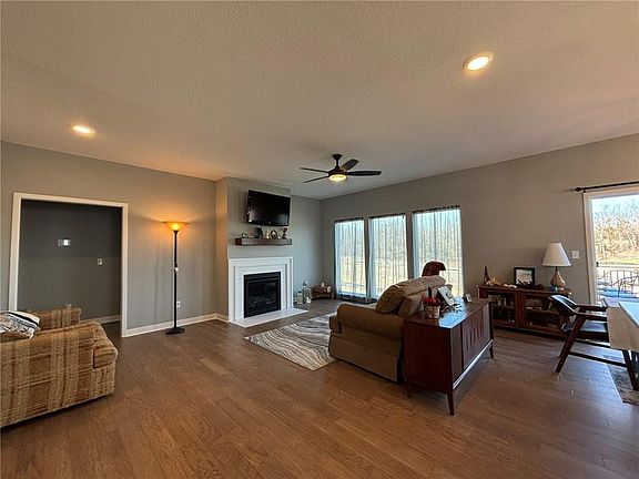 4th image of 16104 Ryan Cir