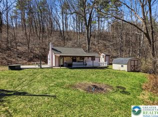 1850 Spruce Hollow Rd, Palmerton, PA 18071