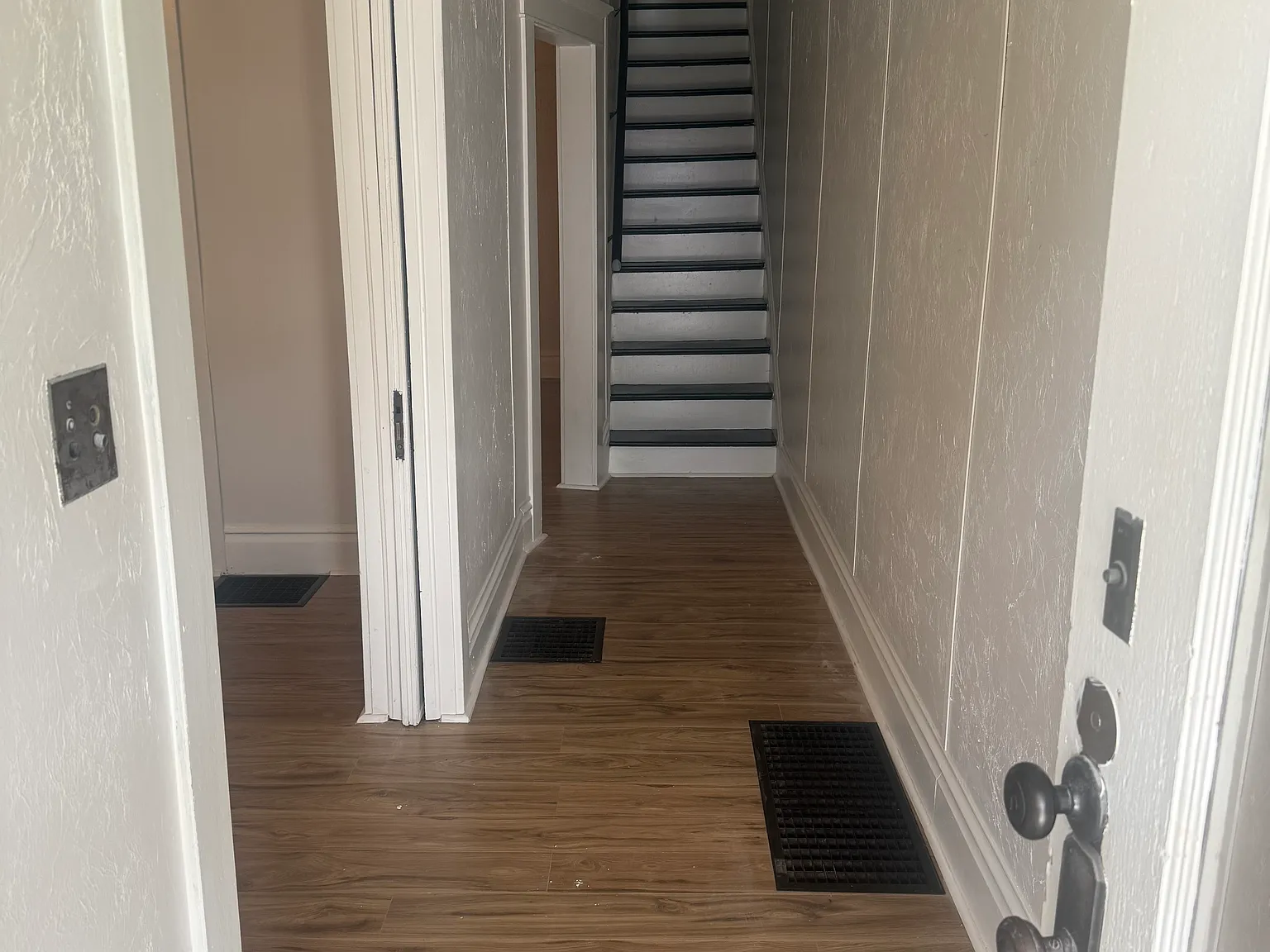 3 bed, 1548 sqft, $1,200 — Photo 1