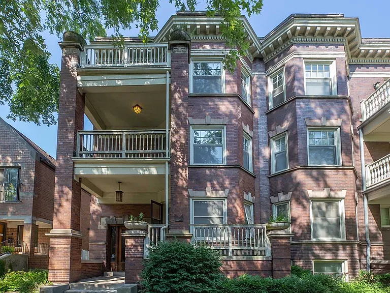 5706-10 S. Blackstone Ave — Photo 6