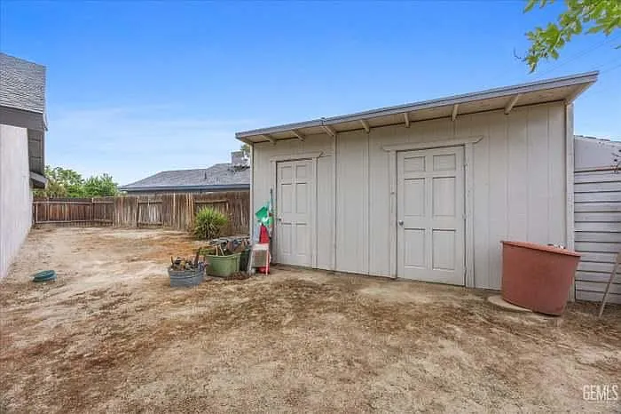 8917 Worrell Ct — Photo 32