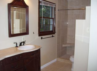 4405 Loganberry Ln, Dumfries, VA 22025
