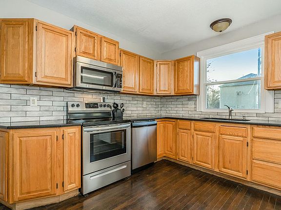 2nd image of 710 E 86th Ter #18107473