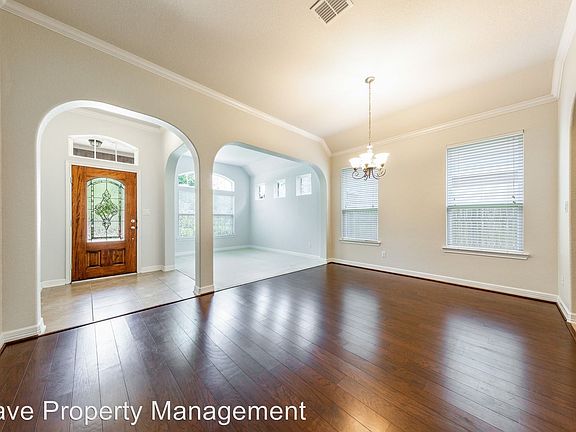 4th image of 2812 Saint Frances Ct