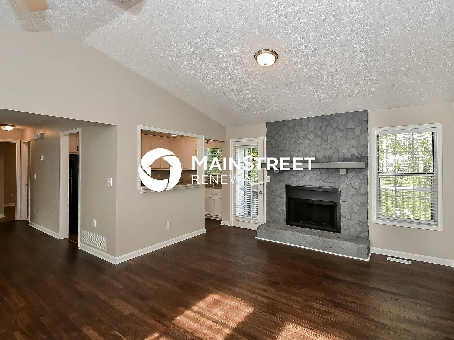 4006 Oak Stone Dr — Photo 3