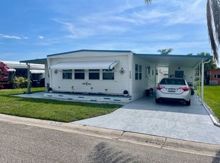 6508 Hawaiian Dr, Bradenton, FL 34207