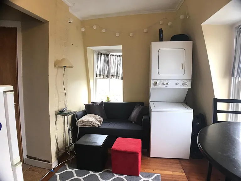 235 Spring St #5 — Photo 10