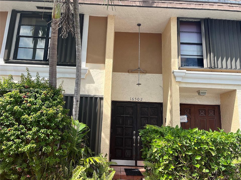 1st image of 16502 NE 27th Pl #31