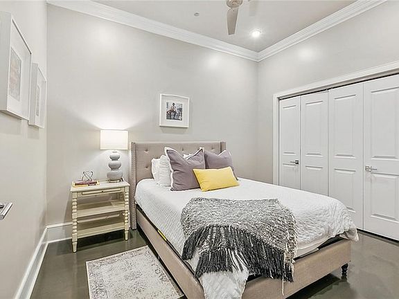 5th image of 628 Baronne St APT 303