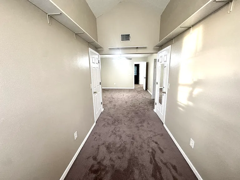 2800 Countryside Blvd #1-33 — Photo 10
