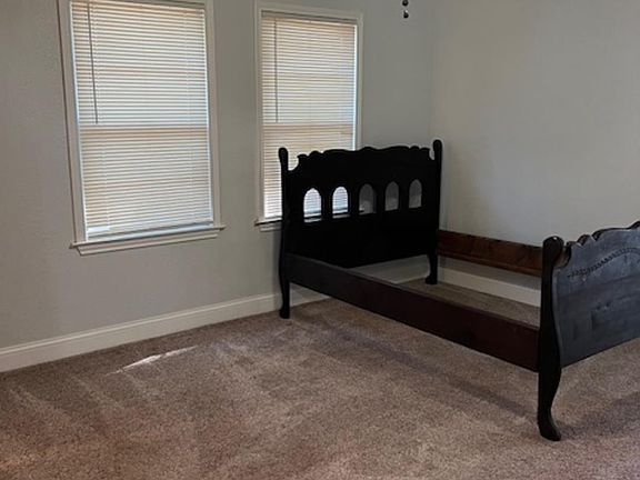 3rd image of 139 Gaskins St