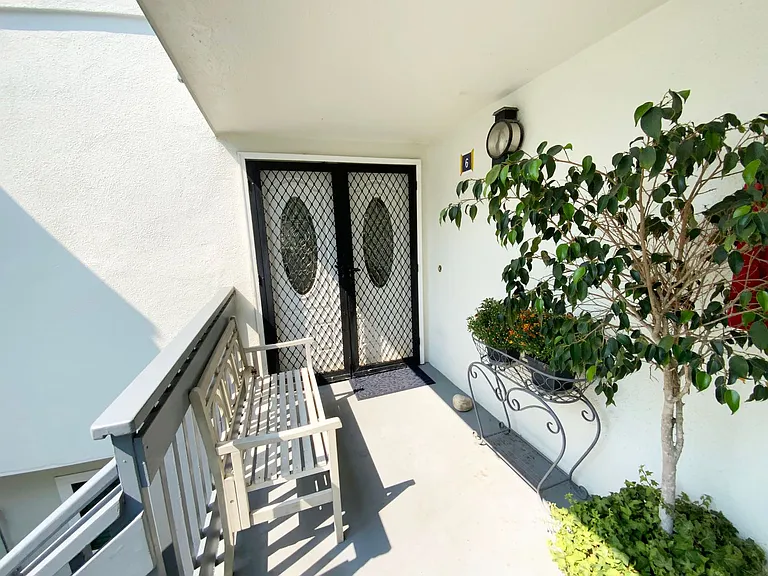 6 Antigua Court — Photo 5
