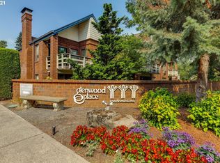 15035 NE Sacramento St UNIT 61, Portland, OR 97230