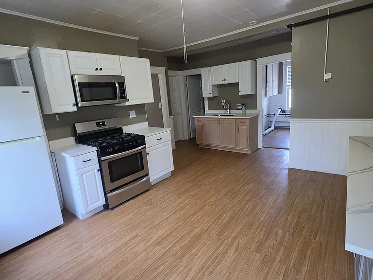 282 Hamilton St #3 — Photo 13