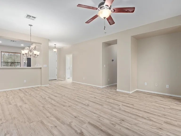 3727 W Memorial Dr — Photo 8