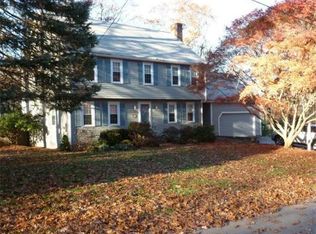 16 Teaberry Ln, North Attleboro, MA 02760
