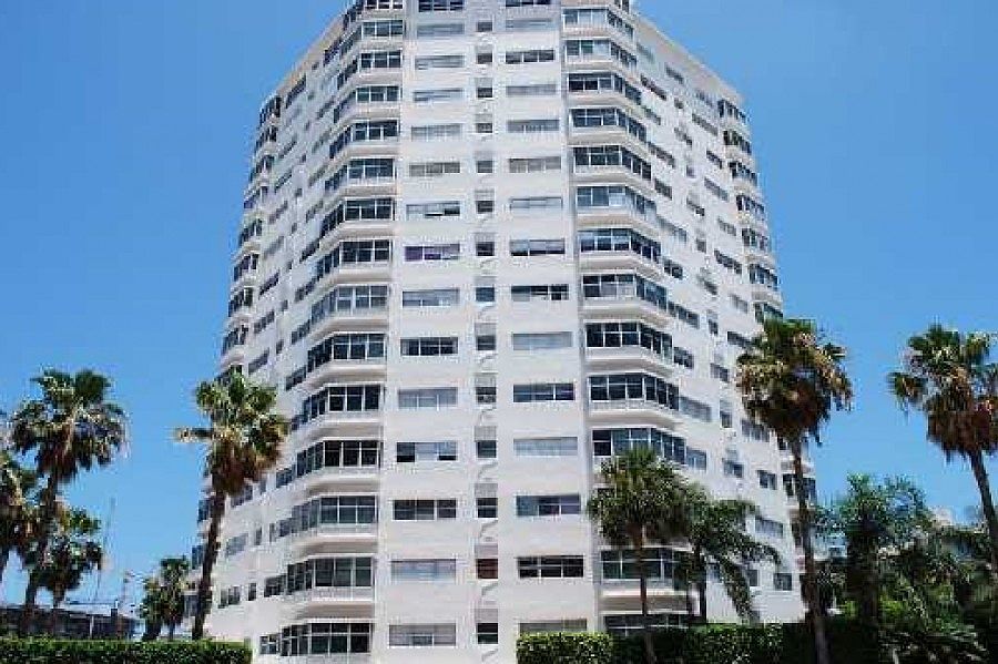 1st image of 1881 Washington Ave APT 4H