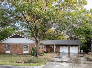 4604 Fawn Dr, Fort Worth, TX 76132