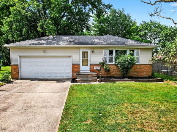 462 Avery Ave, Bedford, OH 44146