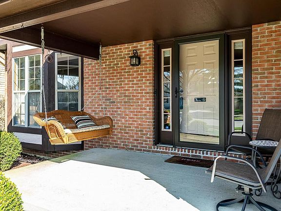 2nd image of 3362 Marshrun Dr