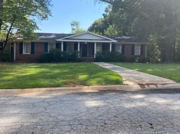 4297 Riverwood Cir, Decatur, GA 30035