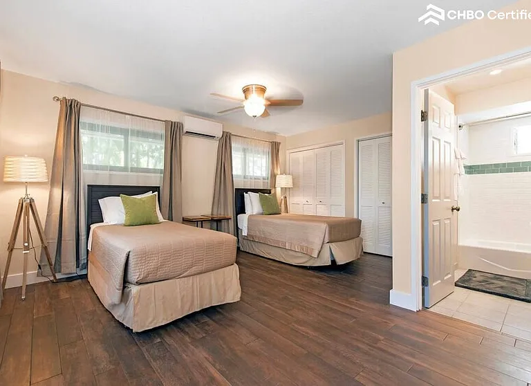 Bedroom#4 with 2 Twin XL beds