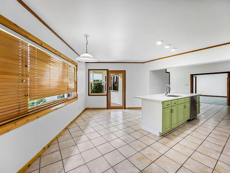 485 N Shore Dr — Photo 30